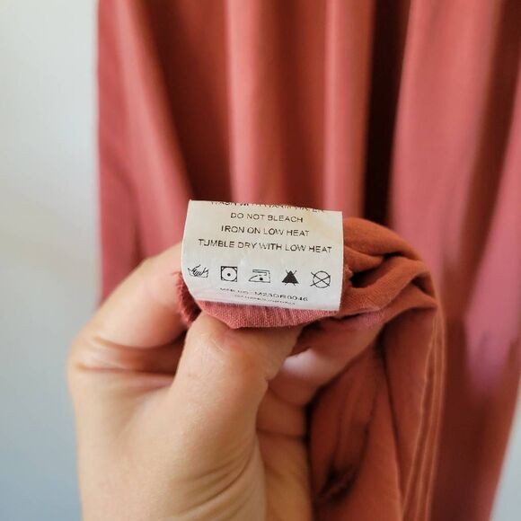 Simplee Dusty Rose Flutter Sleeve Tiered Maxi Dress Women’s Size S - Picture 8 of 8